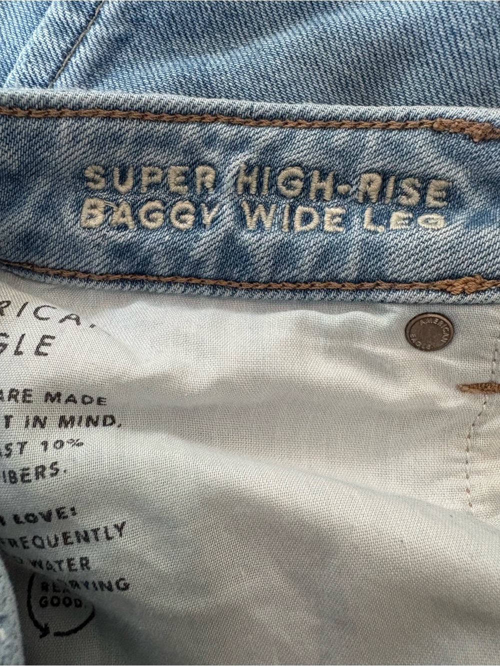 American Eagle Super High-Rise Baggy Wide Leg Women’s Jeans size 12 Short - Picture 4 of 4